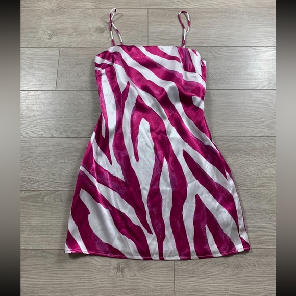 The East Order Rhea Mini Dress In Wild Thoughts - Picture 3 of 12